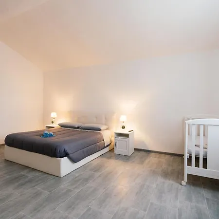 Ghillini Σπίτι διακοπών Καζαλέκιο ντι Ρένο